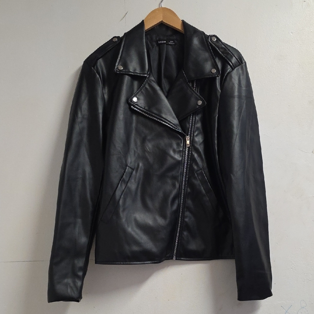 SHEIN Sleek Black Leather Jacket